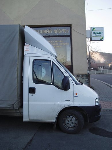 boční pohled prozrazuje dobré obtékání vzduchem