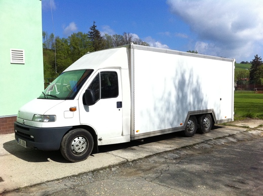 lehká hliníková skříňová nástavba CargoVan