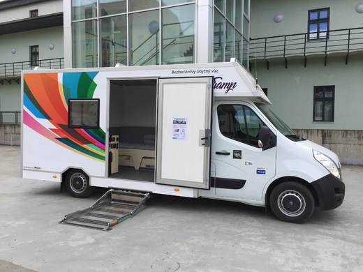 obytný automobil pro vozíčkáře a těl. postižené