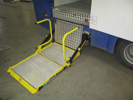 elektrohydraulická plošina pro zdvih vozíků