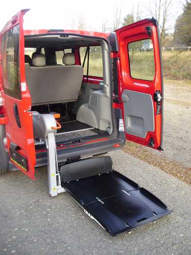 Opel Vivaro s jednoramennou plošinou