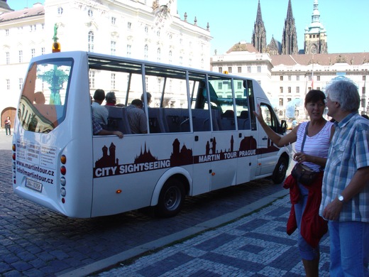 vyhlídkový autobus otevřený, vkládaná okna na zimu